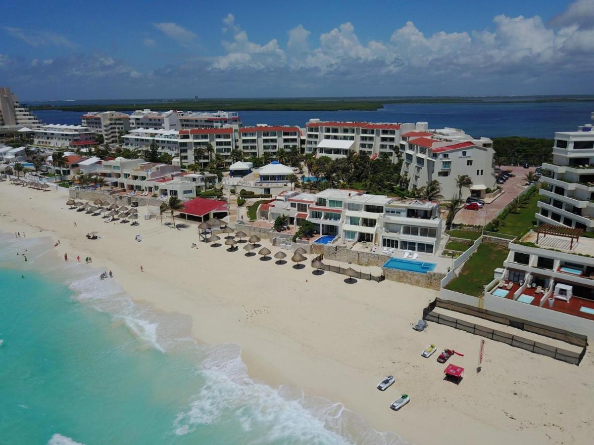 Solymar Beach Condos Канкун Екстериор снимка