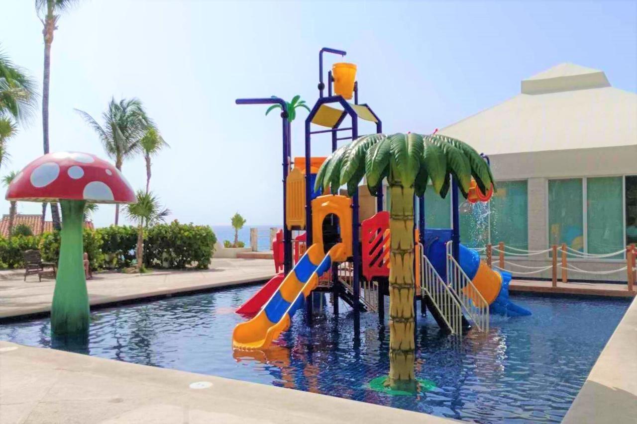 Solymar Beach Condos Канкун Екстериор снимка