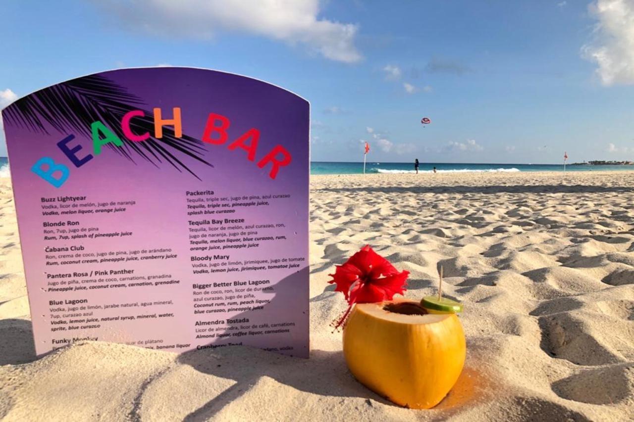 Solymar Beach Condos Канкун Екстериор снимка