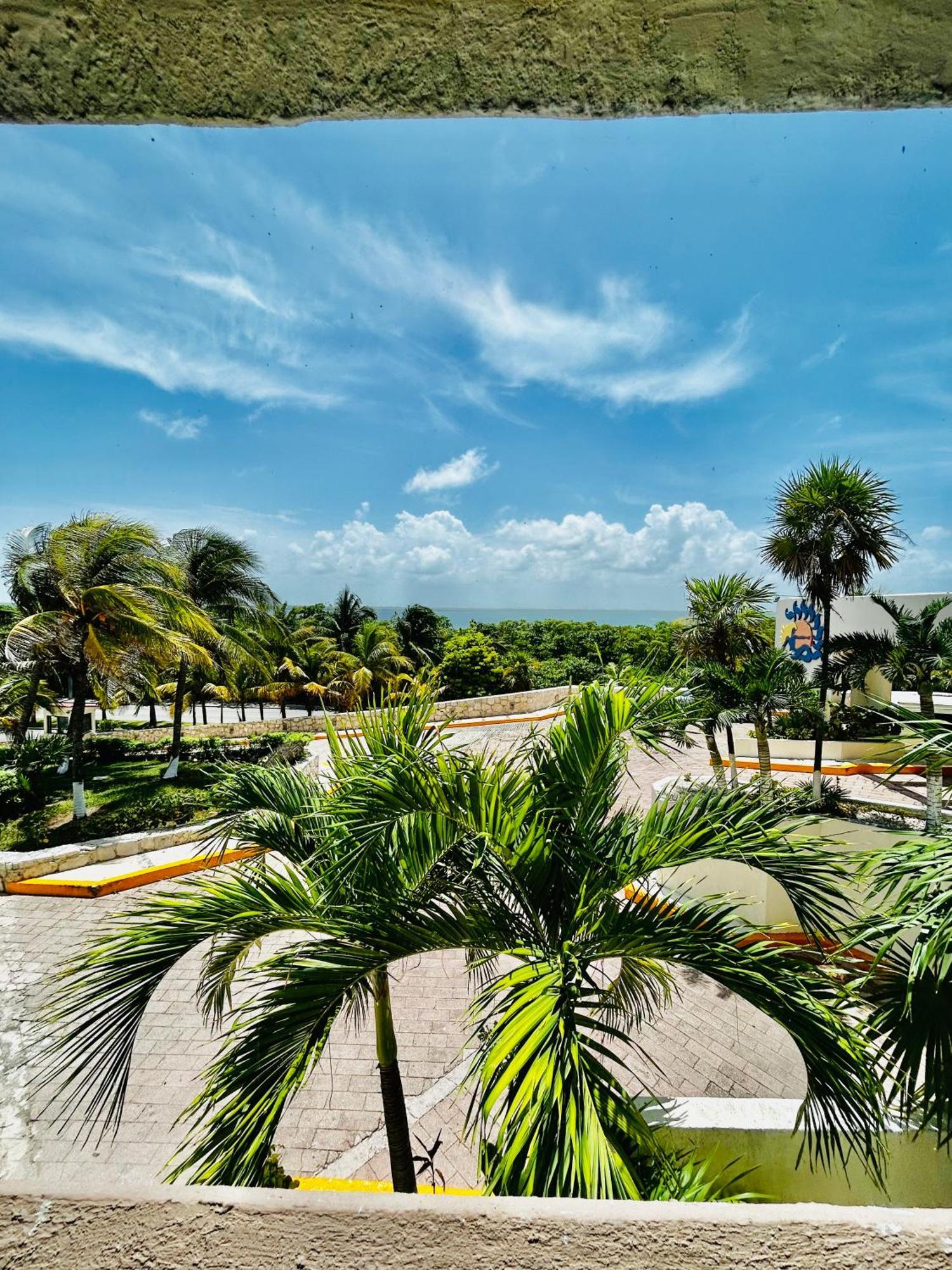 Solymar Beach Condos Канкун Стая снимка