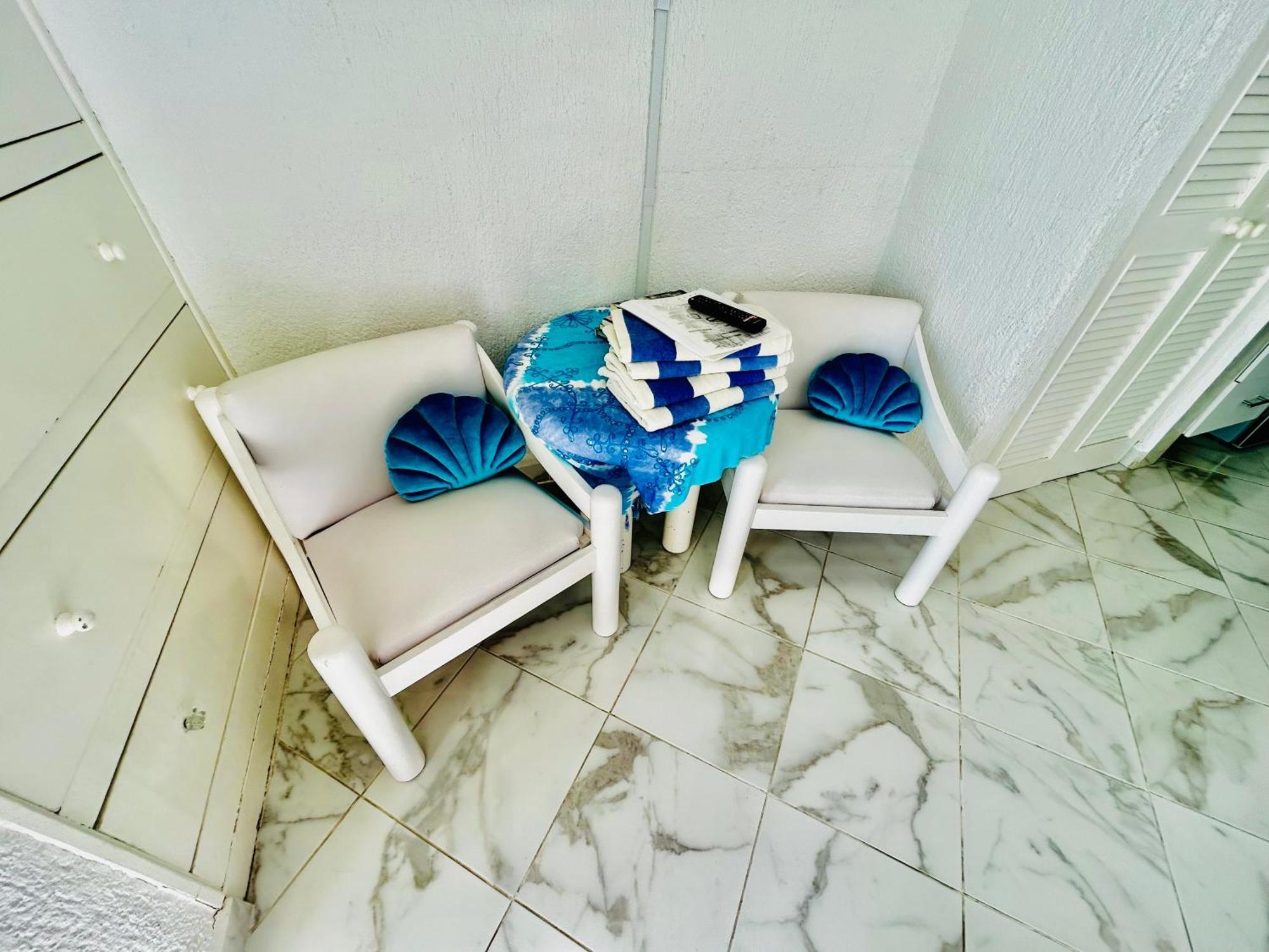 Solymar Beach Condos Канкун Стая снимка