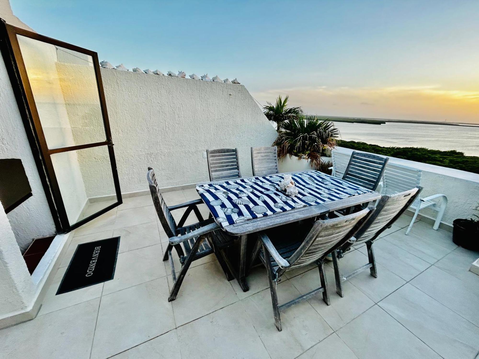 Solymar Beach Condos Канкун Стая снимка