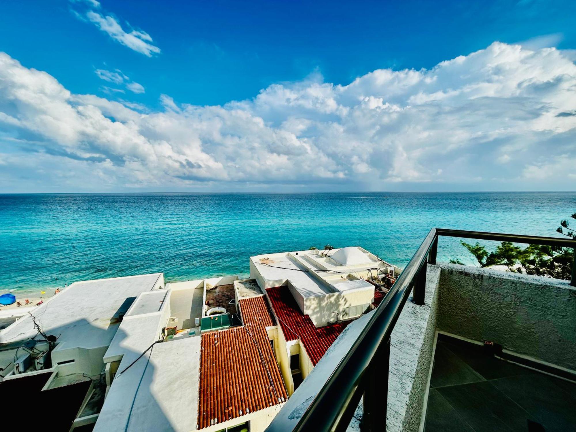 Solymar Beach Condos Канкун Стая снимка